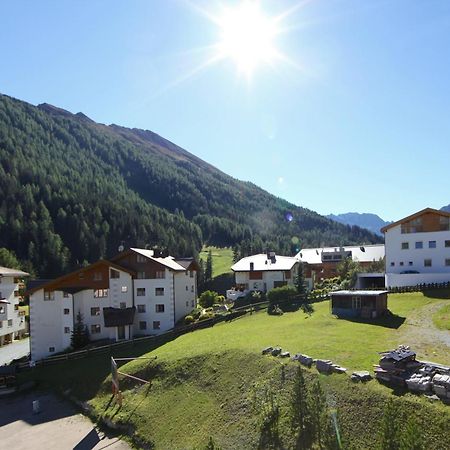 Hotel Cresta Samnaun Kültér fotó