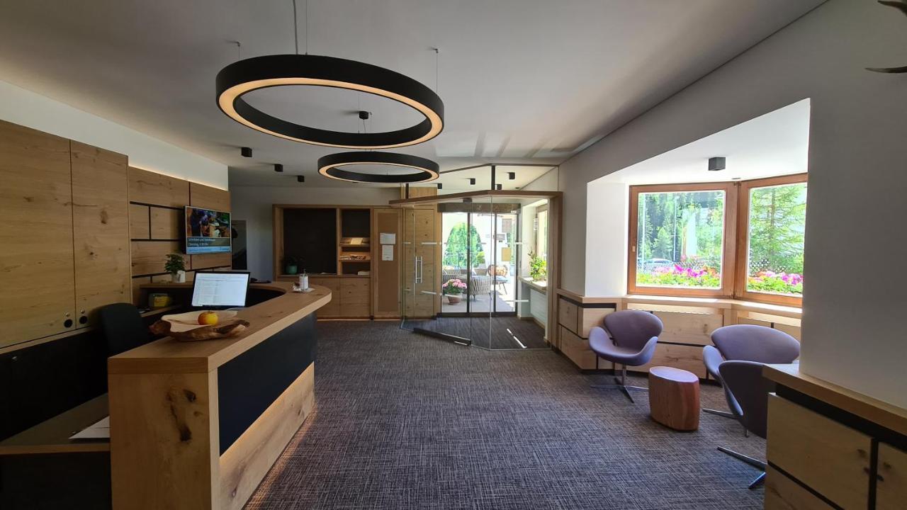 Hotel Cresta Samnaun Kültér fotó