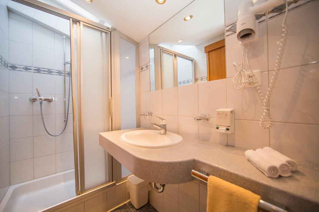Hotel Cresta Samnaun Szoba fotó